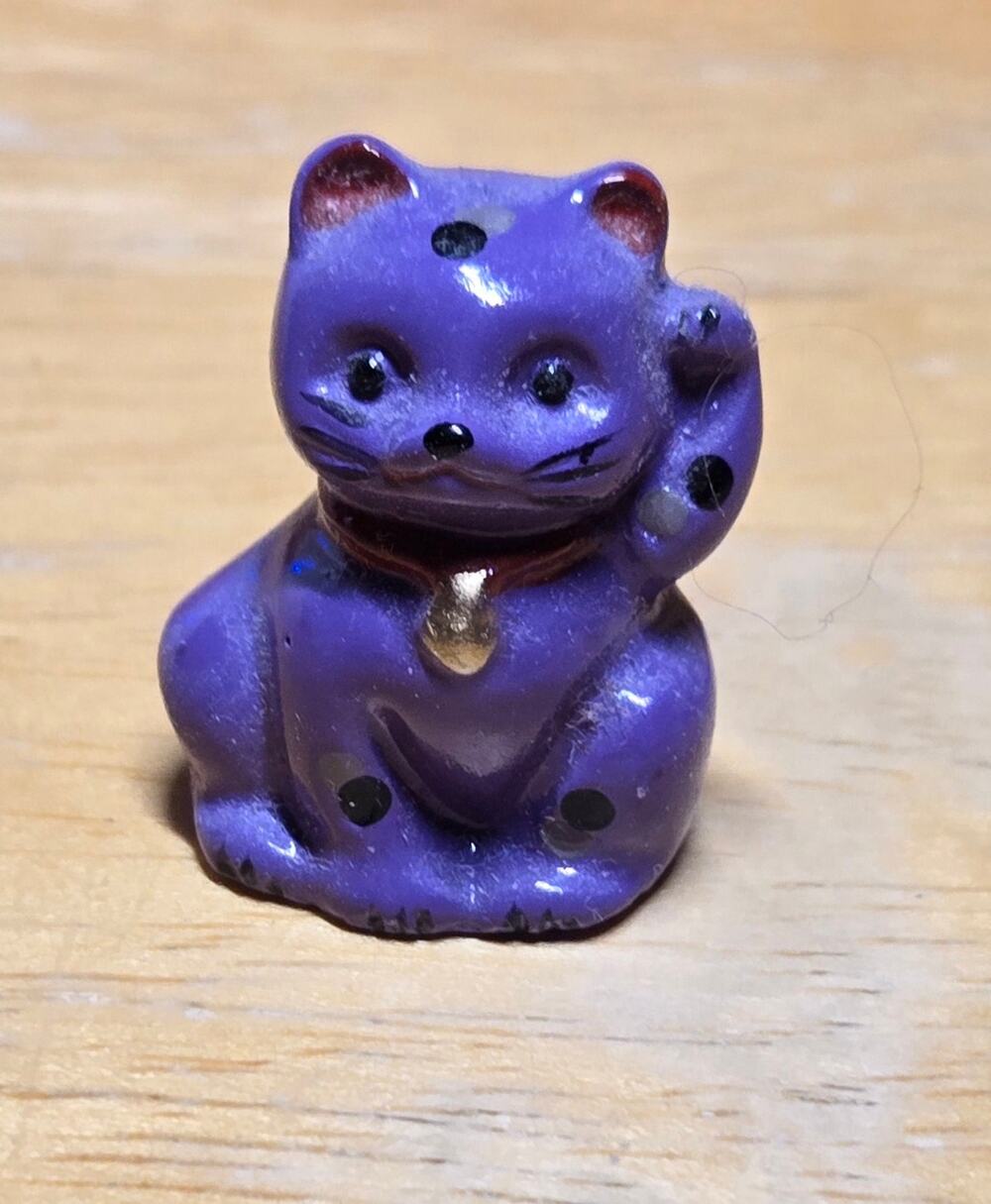Vintage Purple Mini Maneki-Neko lucky cat figurine